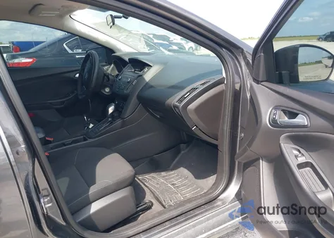 2018 Ford Focus Se из США, поврежденный, VIN 1FADP3F27JL261977